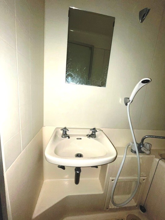 物件内観写真11　(洗面)