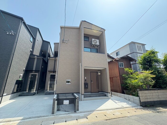 物件外観写真2　(外観写真)