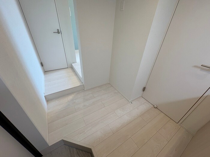 物件内観写真20　(廊下)