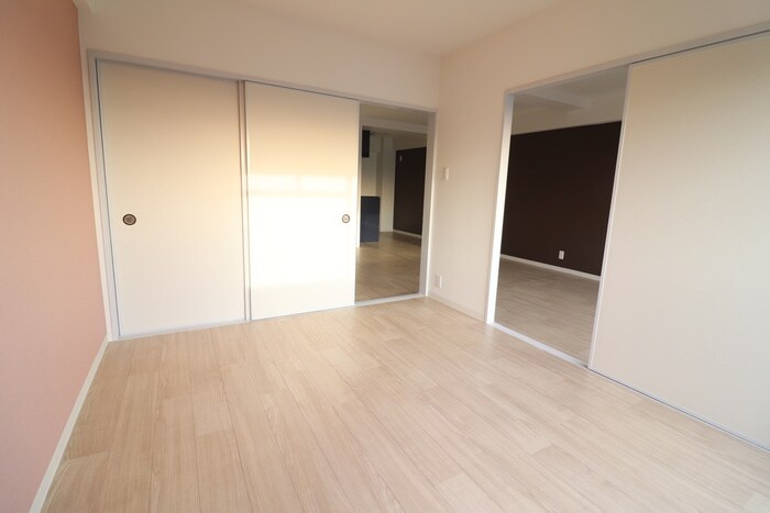 物件内観写真10　(居室)