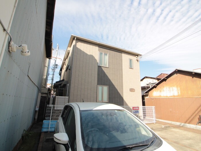 物件外観写真4　(外観写真)