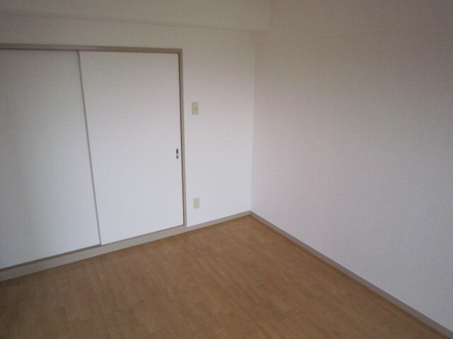 物件内観写真12　(居室)