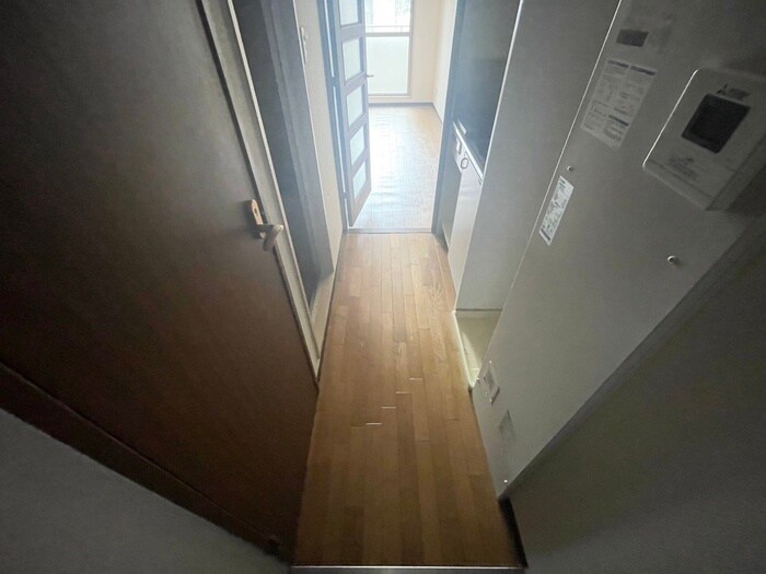 物件内観写真21　(廊下)