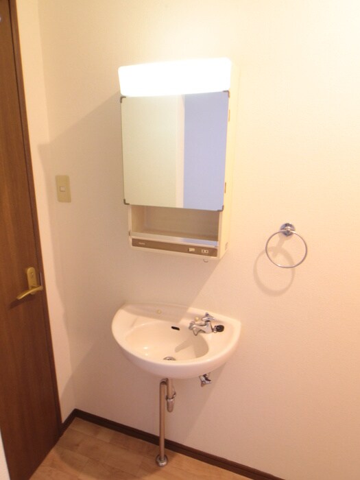 物件内観写真12　(洗面)