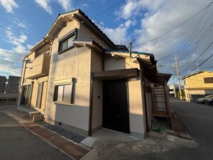 中野様友岡４丁目６－４貸家外観写真