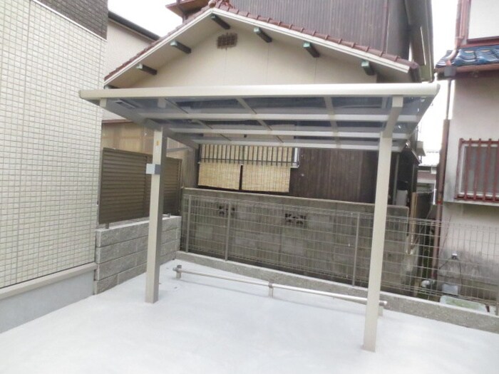 物件外観写真3　(駐輪場)