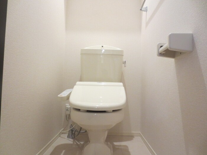 物件内観写真10　(トイレ)