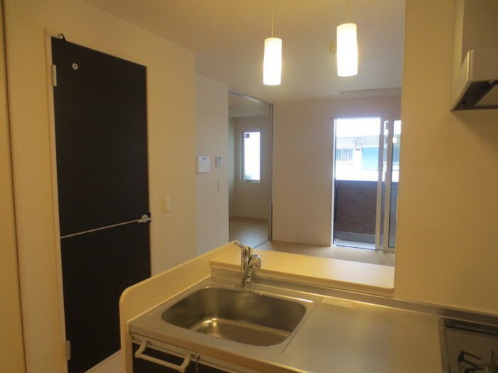 物件内観写真11　(居室)