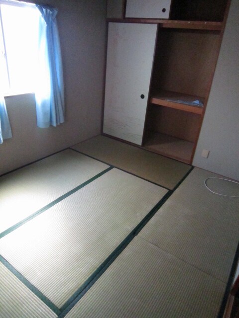 物件内観写真12　(居室)