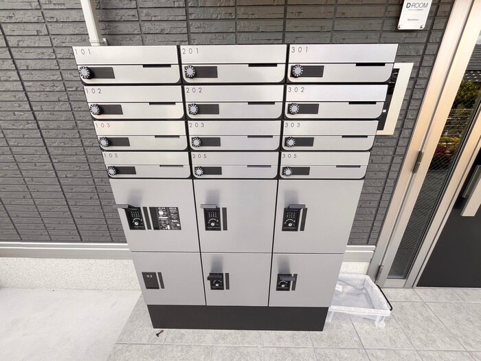 物件外観写真4　(建物設備)