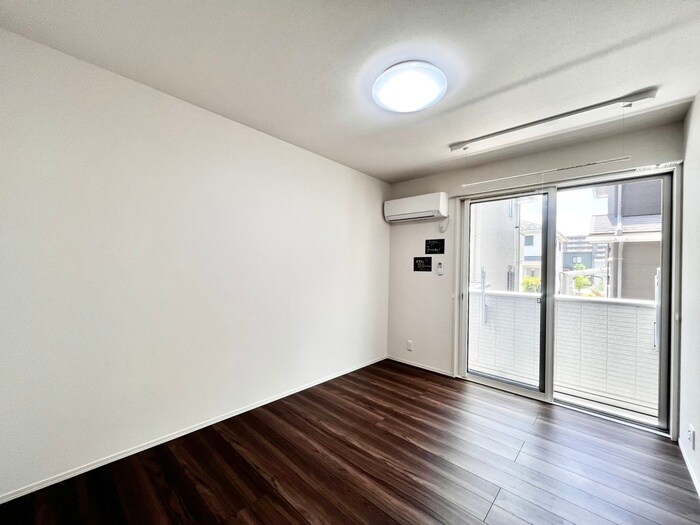 物件内観写真11　(居室)