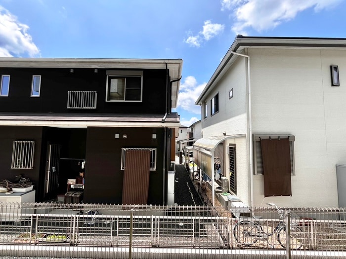 物件内観写真21　(室内からの展望)