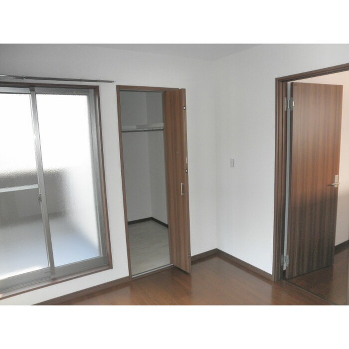 物件内観写真6　(内観写真)