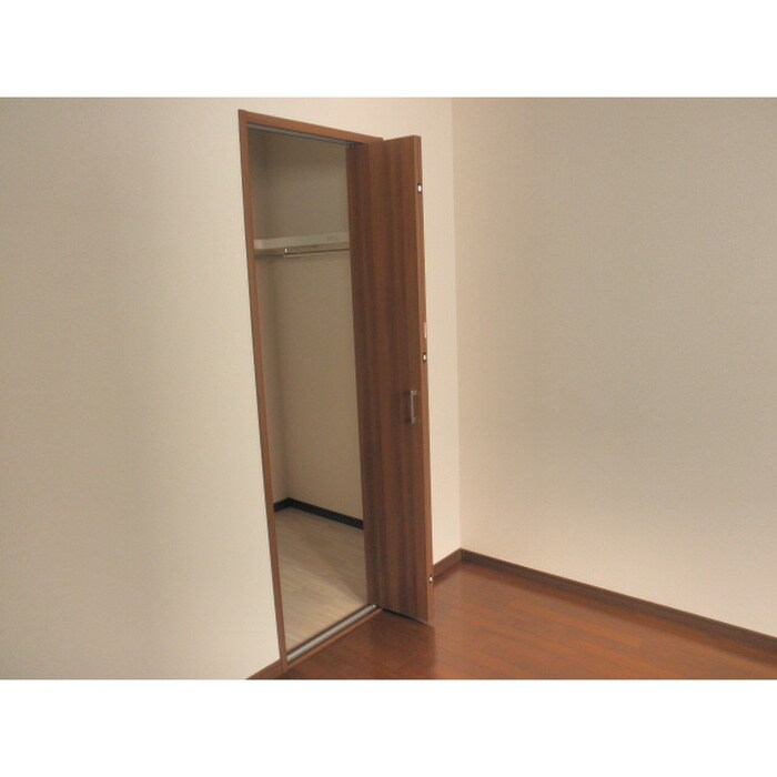 物件内観写真7　(内観写真)