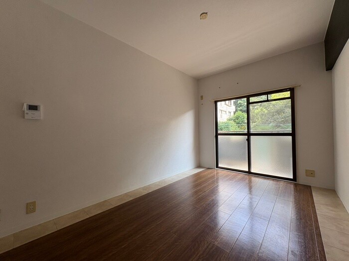 物件内観写真19　(居室)