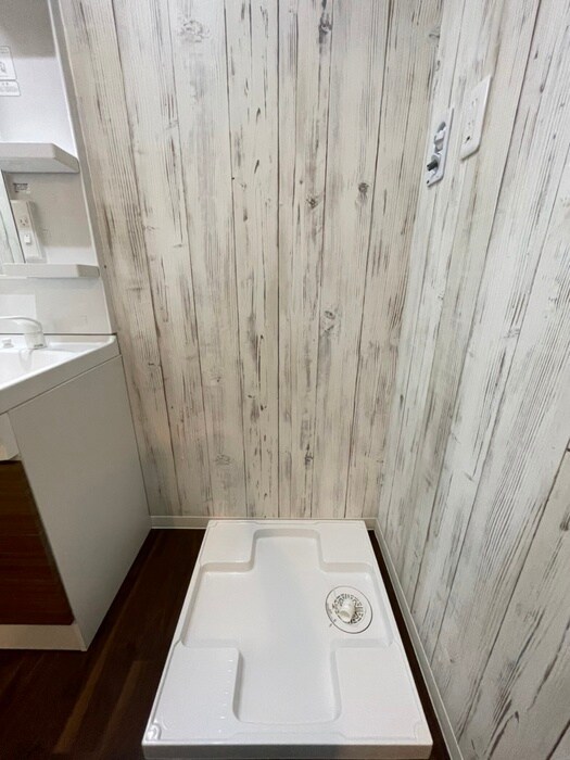 物件内観写真13　(洗濯機置場)