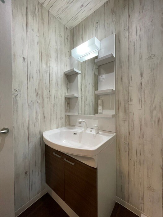 物件内観写真16　(洗面)