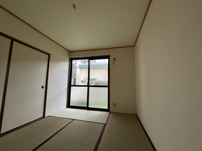 物件内観写真12　(居室)