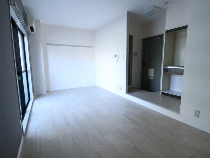 物件内観写真13　(居室)