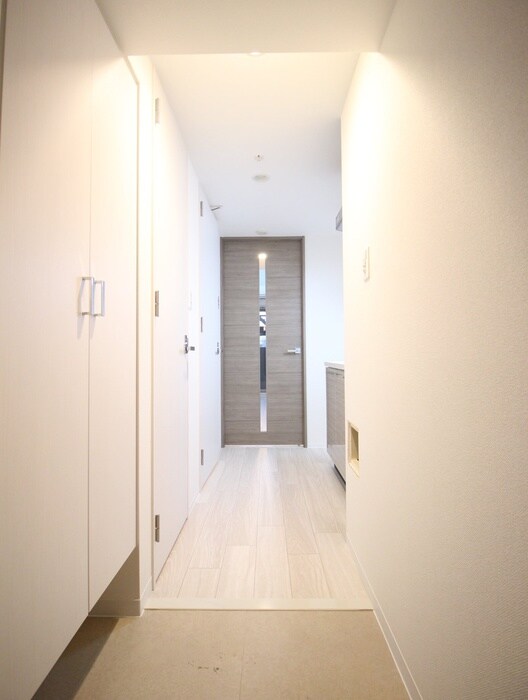 物件内観写真4　(廊下)