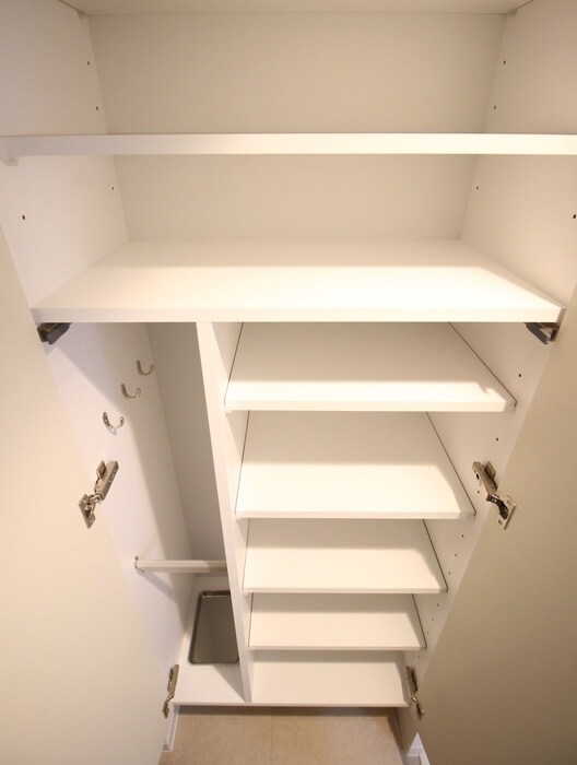 物件内観写真12　(靴箱)