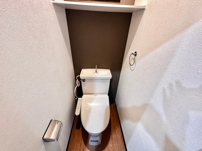 物件内観写真13　(トイレ)