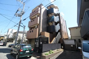 ラガ－ハウス外観写真