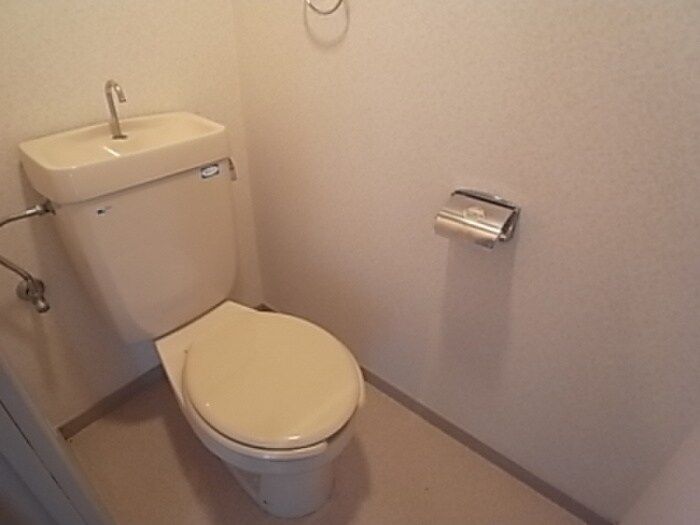 物件内観写真10　(トイレ)