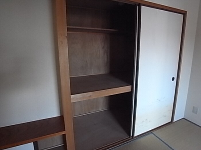 物件内観写真13　(収納)