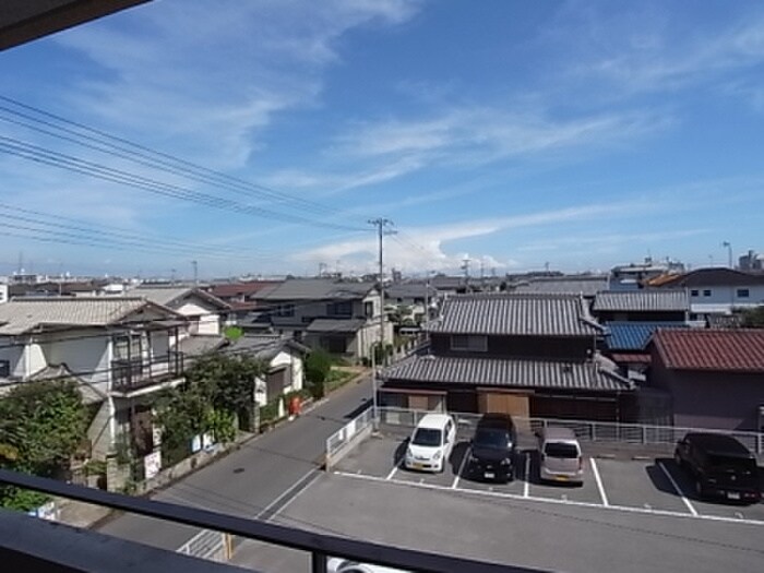 物件内観写真16　(室内からの展望)