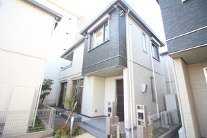 ウエストヒルズＤ棟外観写真