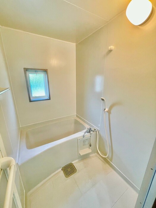 物件内観写真12　(バス／シャワールーム等)