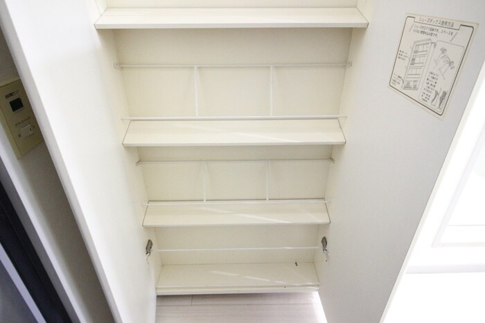 物件内観写真20　(靴箱)