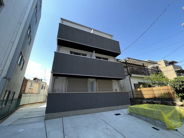 物件外観写真2　(外観写真)