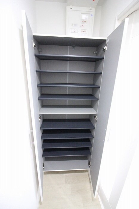 物件内観写真17　(靴箱)