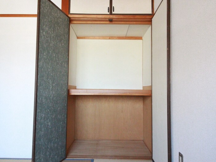 物件内観写真12　(収納)
