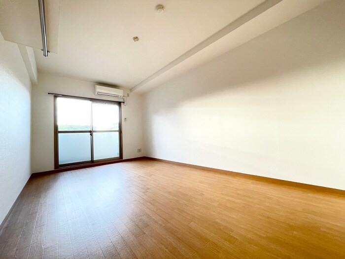 物件内観写真11　(居室)