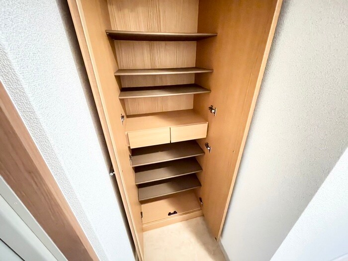 物件内観写真20　(靴箱)