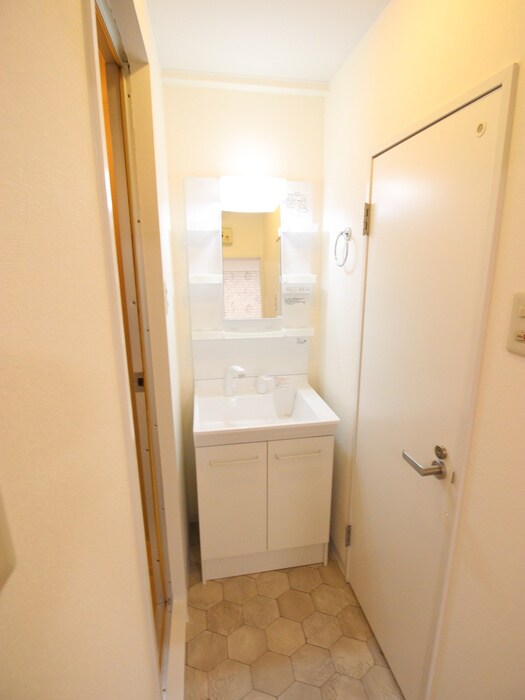 物件内観写真13　(洗面)