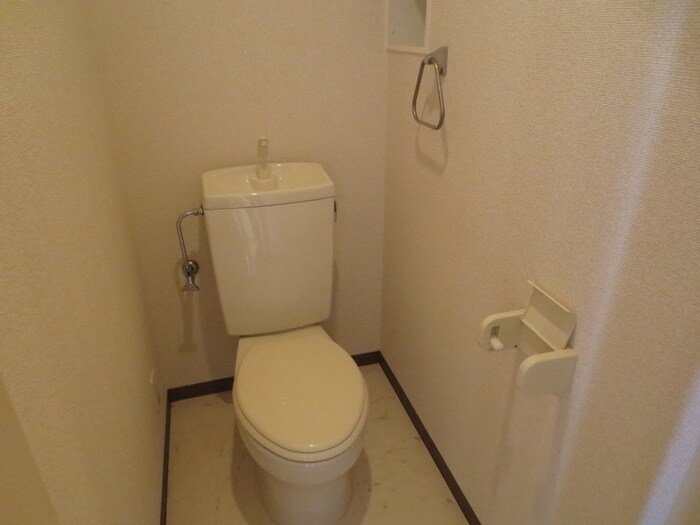 物件内観写真10　(トイレ)