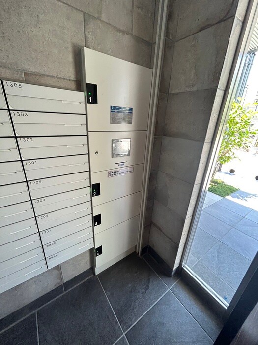 物件外観写真6　(建物設備)