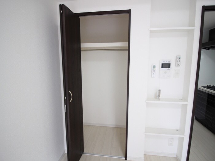 物件内観写真10　(収納)