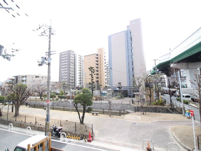 物件内観写真21　(室内からの展望)