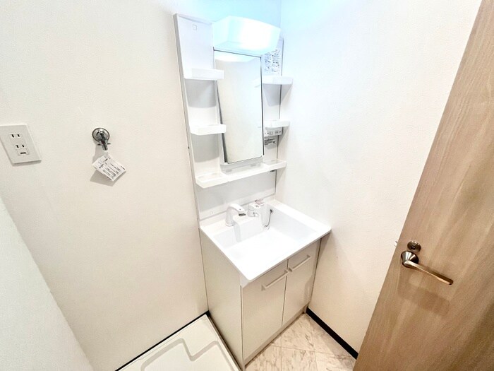 物件内観写真11　(洗面)