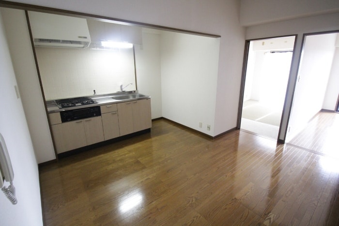 物件内観写真8　(居室)