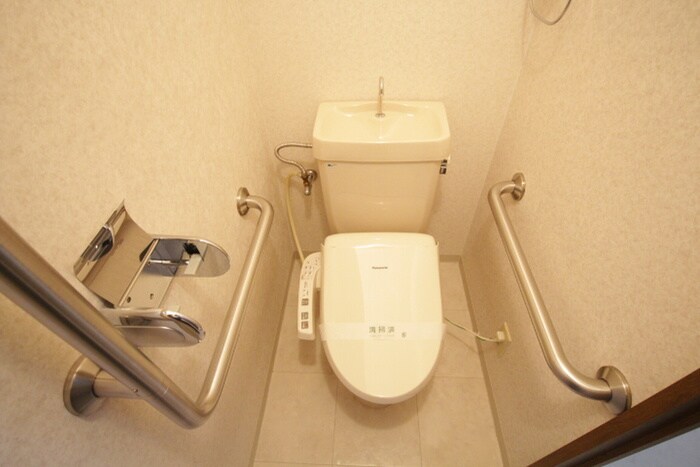 物件内観写真14　(トイレ)