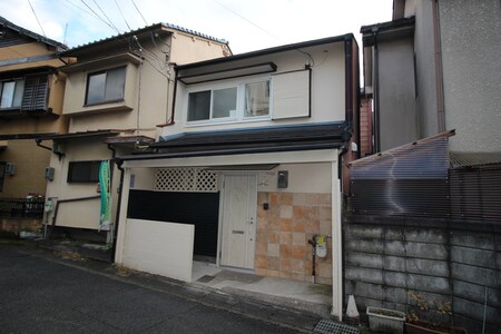 ｂｏｎｈｅｕｒ　ｈｏｕｓｅ山科外観写真