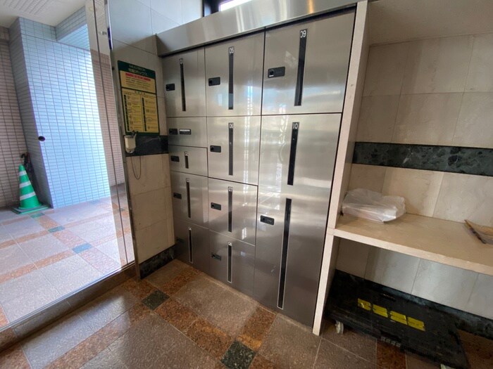 物件外観写真4　(建物設備)