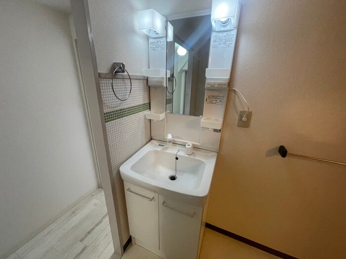 物件内観写真9　(洗面)