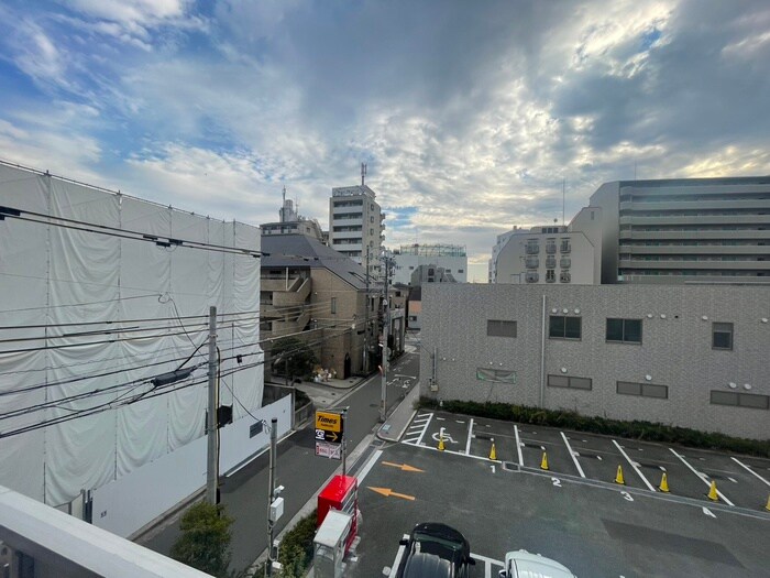 物件内観写真21　(室内からの展望)